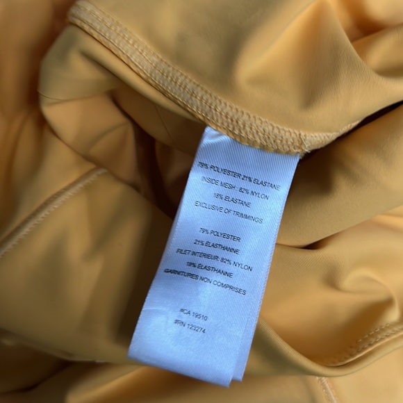 Lole Step Up women's tight shorts in Marigold Colour, Size XS - Picture 8 of 8